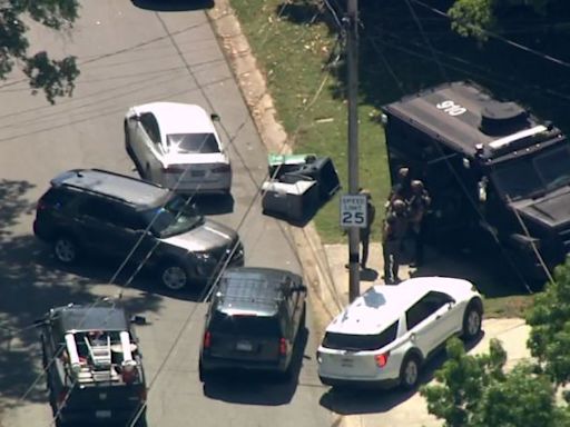 4 law enforcement officers were killed in shooting at a home in Charlotte, North Carolina. 4 other officers are hospitalized