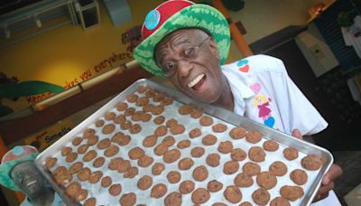 Wally Amos, Founder of Famous Amos Cookies, Dies at 88