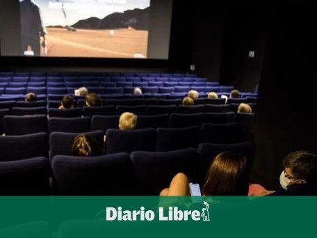 Un cine tailandés proyecta la película "Dog God" tras una censura de 25 años