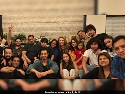 Salman Khan Celebrates Rumoured Girlfriend Iulia Vantur's Birthday With Sisters Alvira-Arpita And Other Family Members