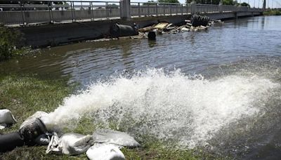 Midwest flooding devastation comes into focus as flood warnings are extended in other areas