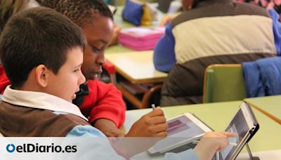 La revuelta contra la compra de tablets en colegios concertados de Madrid acaba con una rectificación y una denuncia