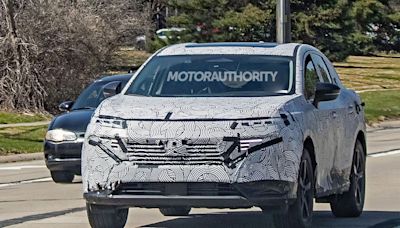 2025 Nissan Murano spied for first time