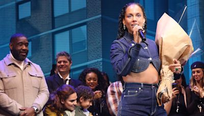 Review: Alicia Keys’ ‘Hell’s Kitchen’ brings a refreshing dose of ’90s flavor to Broadway