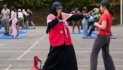 UK women of colour learn self-defence in response to racist riots