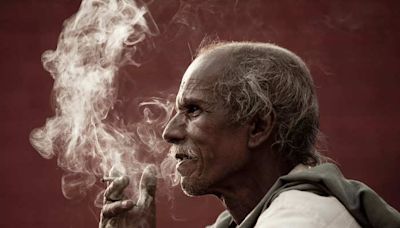 Smoking is literally making you dumber as you age — but some lifestyle habits could help | Business Insider India