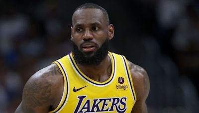 NBA Rumors: Lakers Viewed LeBron James Rejecting Warriors Trade as Star Valuing LAL