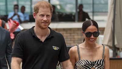 Meghan Markle Has Sweet 'Auntie' Moment with Young Fan on Day Two in Nigeria