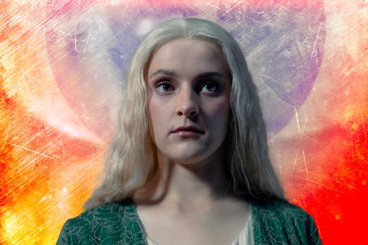 'House of the Dragon' star Phia Saban explains Helaena's "extremely serious and direct" prophecy in the Season 2 finale: "I know what the truth is"