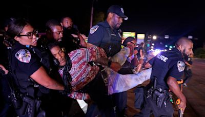 Man arrested at Ferguson protest withdraws as alternate delegate to DNC