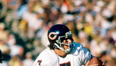 Former Bears quarterback Bob Avellini dies at 70