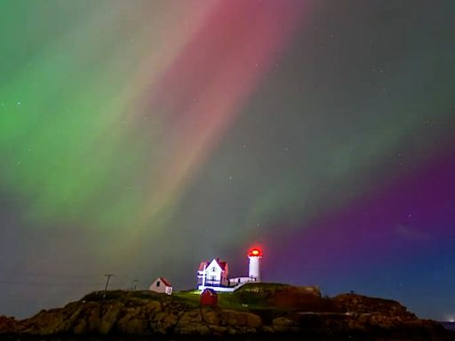 Will we see the northern lights again Sunday? Here's the forecast