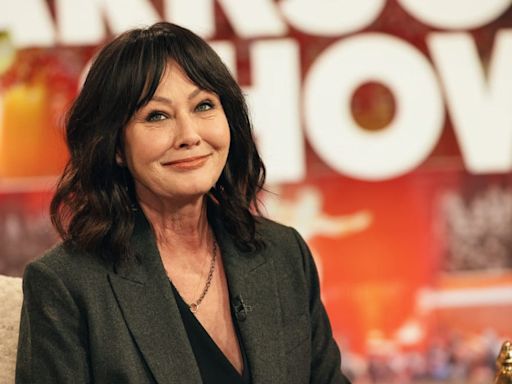‘90210’ and ‘Charmed’ Star Shannen Doherty Dies at 53 After Breast Cancer Battle
