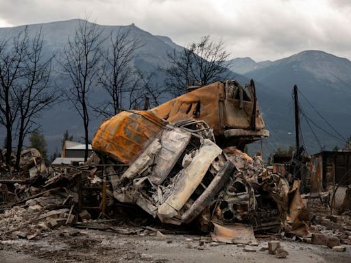 Alberta firefighter dies battling blaze in western Canada's Jasper