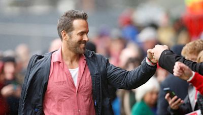 De Deadpool al fútbol: Ryan Reynolds quiere meter goles con el Necaxa