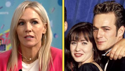 Jennie Garth Says Shannen Doherty and Luke Perry's Deaths Have Made Her Feel Same 'Pain' and 'Grief'