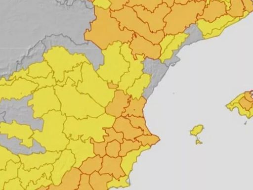 Spain issues weather warnings as 40C forecast in holiday hotspots