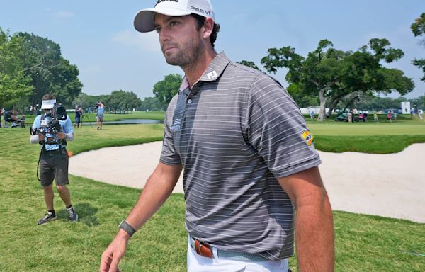 Davis Riley leads Scottie Scheffler by 4 at somber Colonial after the news of player's death