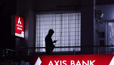 Axis Bank sales manager arrested over suicide of colleague - ETHRWorld