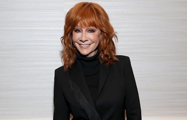 At 69, Reba McEntire Uses This Smoothing Moisturizer for Glowing Skin