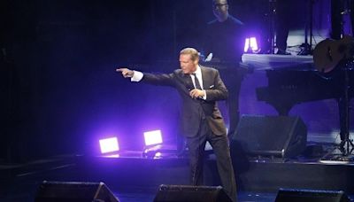 Luis Miguel celebra que es el artista más taquillero del mundo