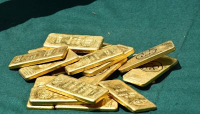 Border Police Personnel Seize Over 100 Kg Of Gold In Ladakh, Arrest 2