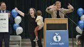 With her ‘darling dears’ watching, Des Plaines principal awarded Golden Apple