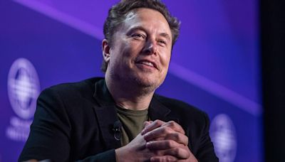 Mark Gongloff: Musk is supporting a MAGA ticket that will just hurt Tesla