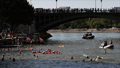 Por segundo día consecutivo cancelan los entrenamientos en el río Sena por la mala calidad del agua