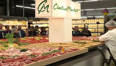 WATCH: Texas charcuterie board breaks world record