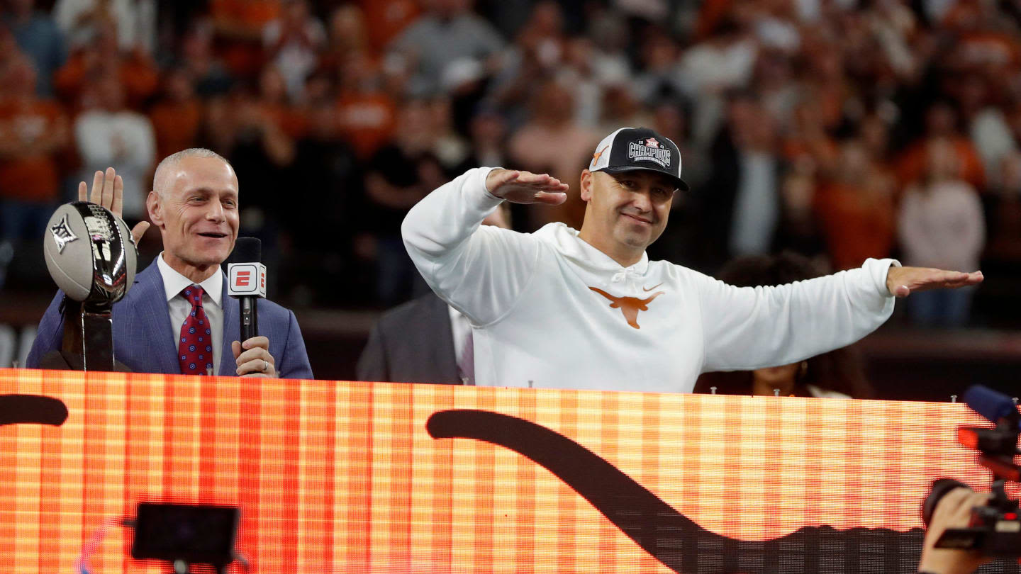 2026 4-Star WR Chris Stewart Commits to Texas