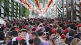 Primer día de Feria de Sevilla. Precepto de familia y gentío