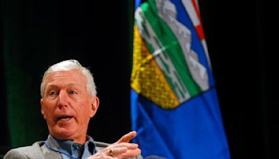 Alberta finally builds its ‘firewall’ to keep Ottawa out: Full Comment podcast