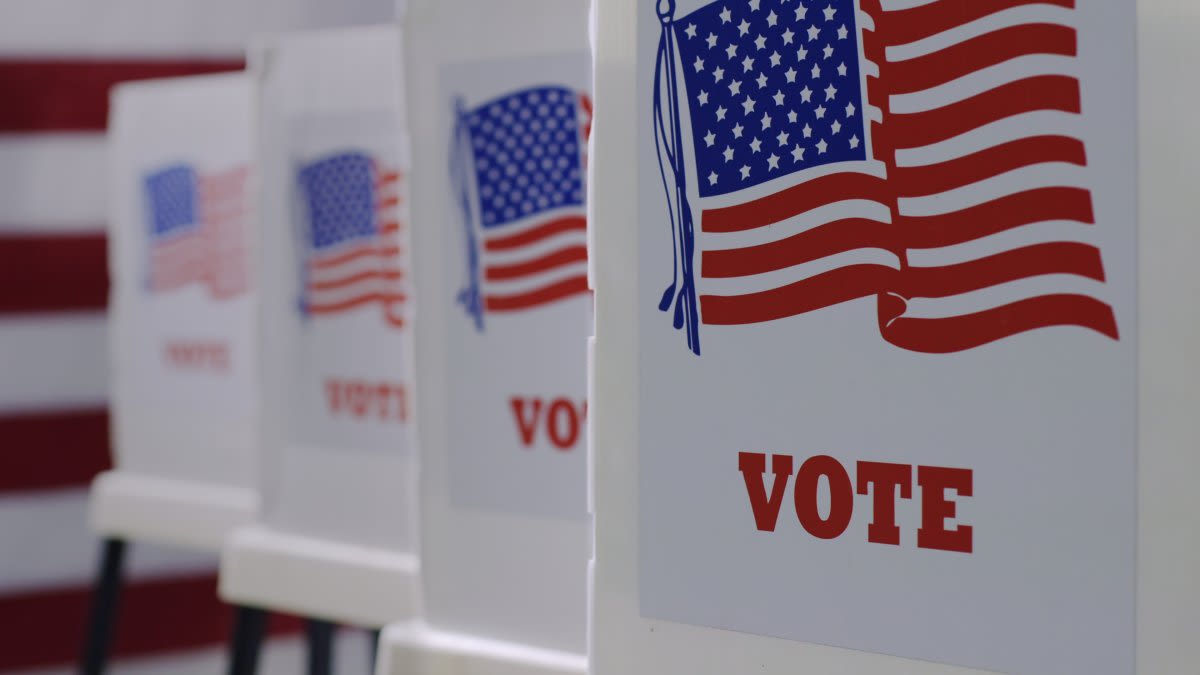 How to register to vote in Illinois on National Voter Registration Day