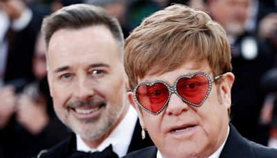 Elton John will nur noch für seine Teenager-Söhne da sein