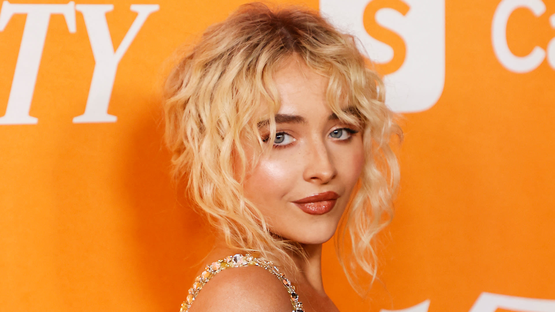 Sabrina Carpenter's stylist reveals the $27 hairspray he uses on her bangs