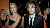 Julien Doré crée la surprise en chantant en duo avec Sharon Stone