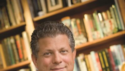 Son of CIA U-2 pilot Francis Gary Powers, focus of Steven Spielberg film ‘Bridge of Spies,’ to speak in Oshkosh