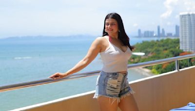 Mannara Chopra's effortlessly elegant summer outfit deserves a big thumbs-up