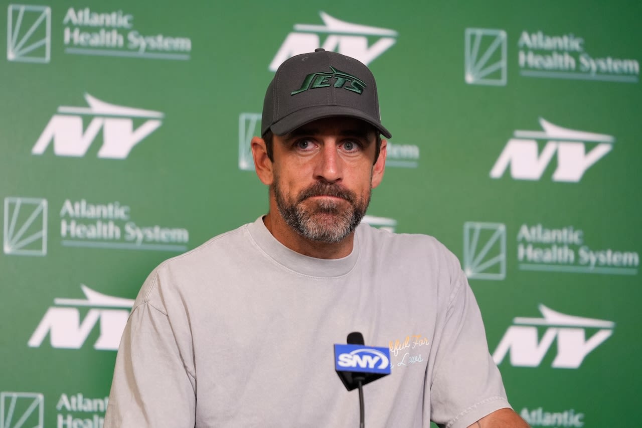 Aaron Rodgers ‘seriously considered’ walking away from Jets, leaving more unanswered questions