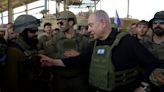 Mientras Netanyahu visitaba Rafah, los ex rehenes de Hamas le reclamaron un alto el fuego