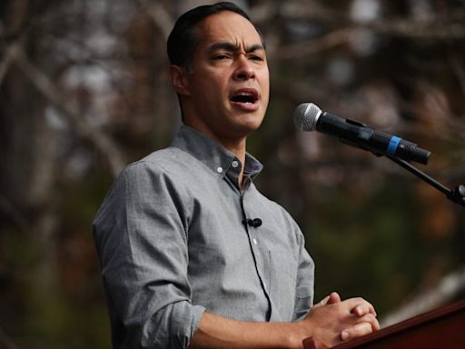 Julián Castro weighs in on Biden’s first post-debate interview: ‘Not good enough’