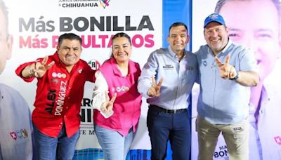 Se reunió Bonilla con vecinos de Madera 65, prometió pavimentar