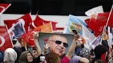 Erdogan Overcomes Economic Woes to Extend Record Rule in Turkey