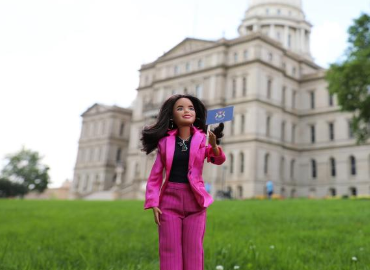 Whitmer accepts 2024 Webby award for ‘Governor Barbie’