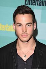 Chris Wood (actor)