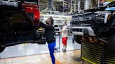 US Labor Costs Rise by Most in Year in Sign of Wage Pressures