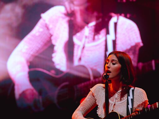 All the songs Gracie Abrams sings on her Secret of Us tour: Setlist