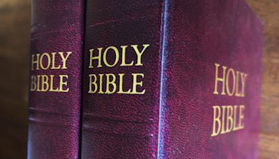 Oklahoma state superintendent orders schools to teach the Bible in grades 5 through 12