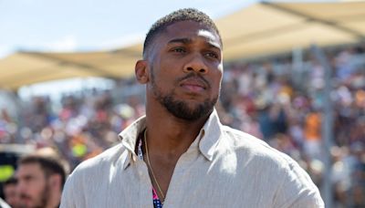 Anthony Joshua 'approached about £150m takeover of former Premier League club'